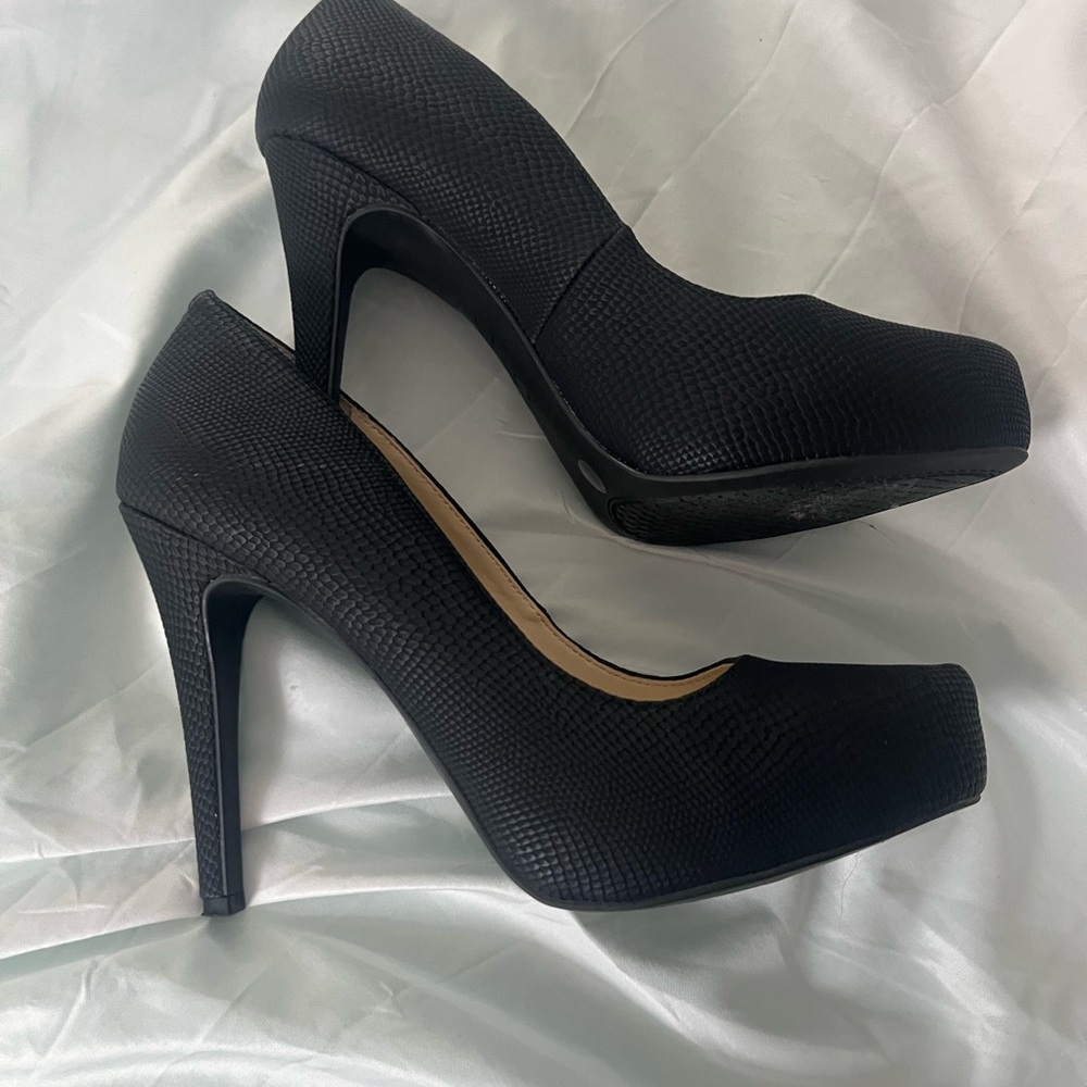 Black Textured High Heels